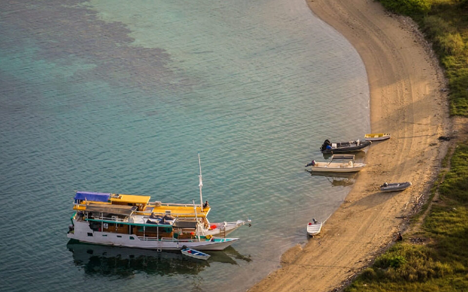 Hotel Dan Alat Transportasi Di Wisata Lombok
